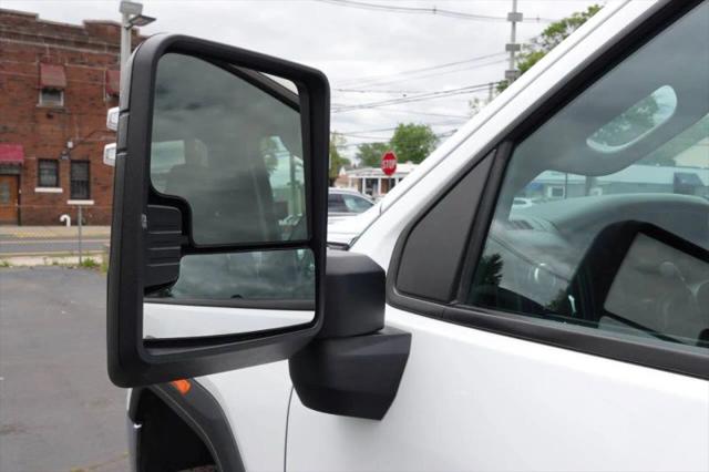 2023 GMC Sierra 2500HD Pro