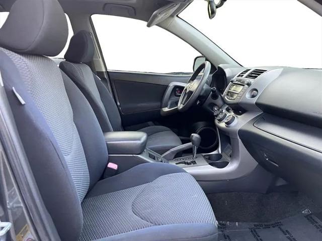 2006 Toyota RAV4 Sport