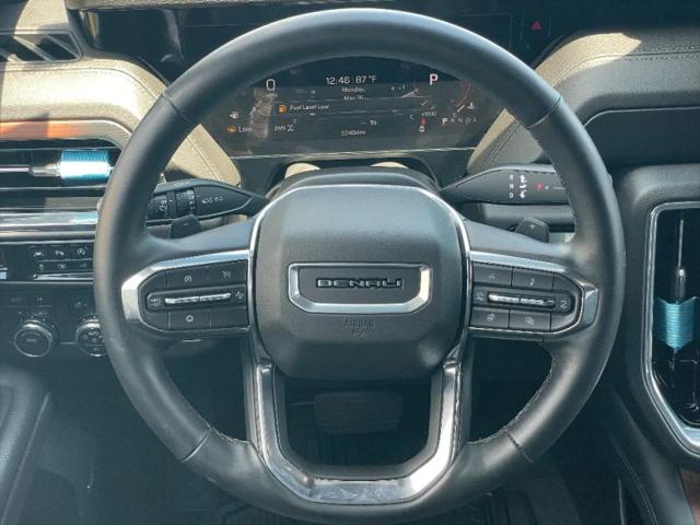 2025 GMC Yukon 4WD Denali
