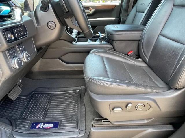 2025 GMC Yukon 4WD Denali
