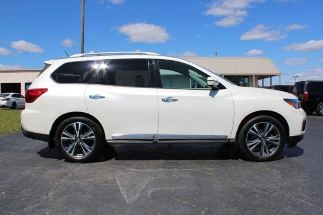 2017 Nissan Pathfinder Platinum