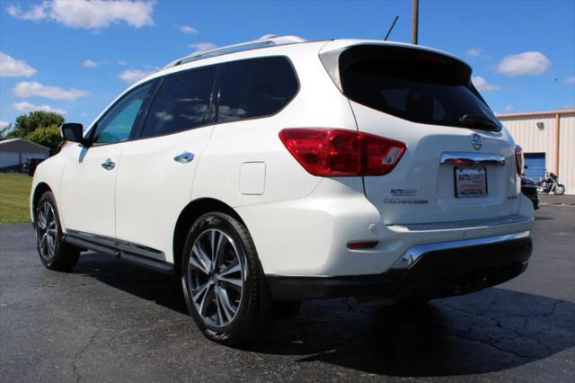 2017 Nissan Pathfinder Platinum