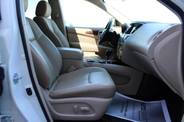 2017 Nissan Pathfinder Platinum
