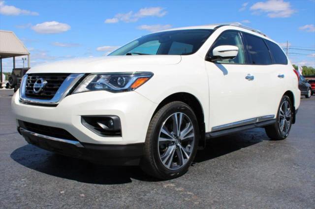 2017 Nissan Pathfinder Platinum
