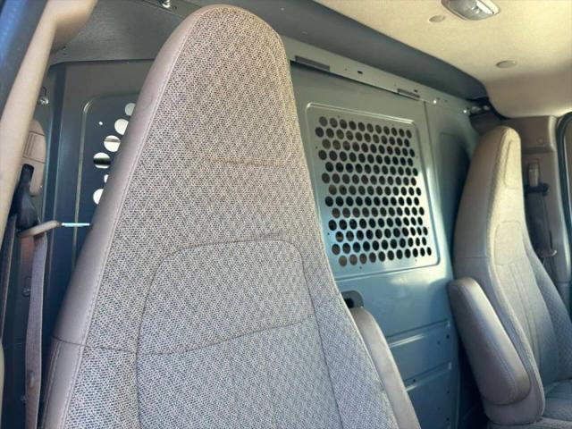 2016 GMC Savana 3500 Work Van