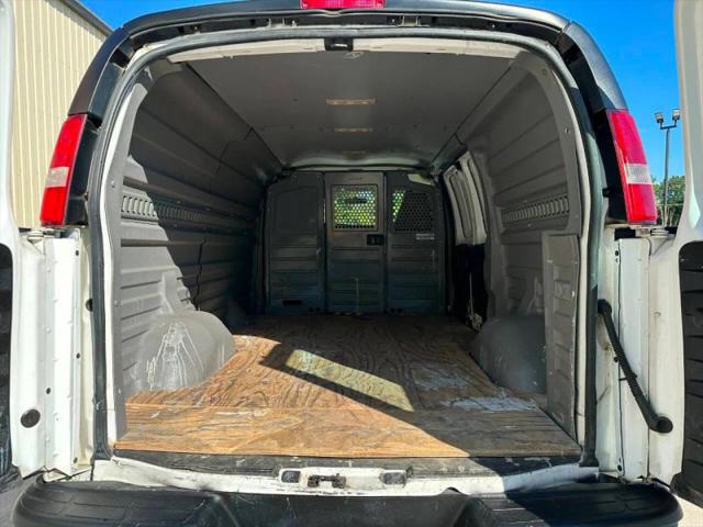 2016 GMC Savana 3500 Work Van