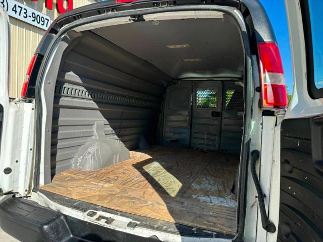 2016 GMC Savana 3500 Work Van