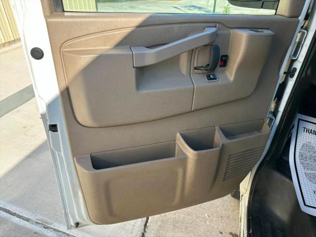 2016 GMC Savana 3500 Work Van