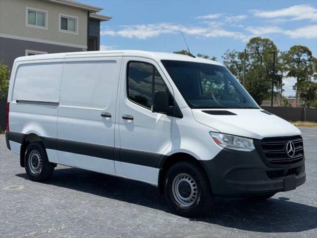 2022 Mercedes-Benz Sprinter 1500 Standard Roof I4 for sale in Miami, FL