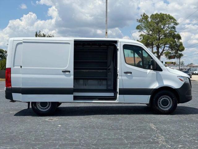 2022 Mercedes-Benz Sprinter 1500 Standard Roof I4