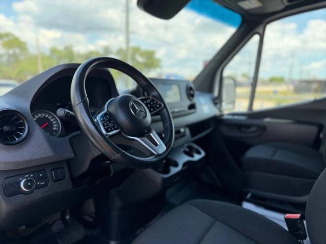 2022 Mercedes-Benz Sprinter 1500 Standard Roof I4