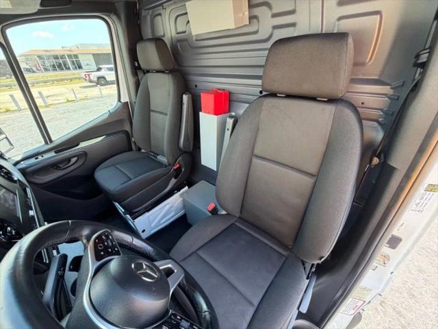2022 Mercedes-Benz Sprinter 1500 Standard Roof I4