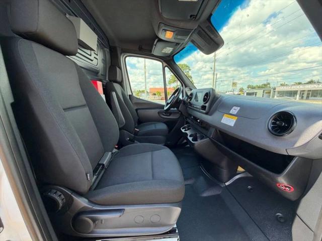 2022 Mercedes-Benz Sprinter 1500 Standard Roof I4