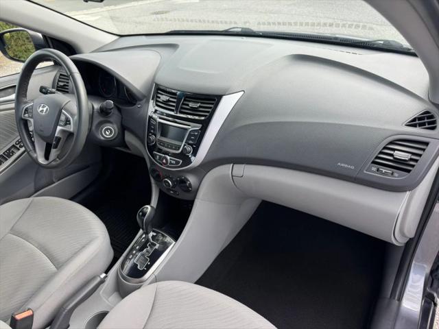 2016 Hyundai Accent SE