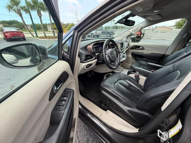 2019 Chrysler Pacifica Touring L