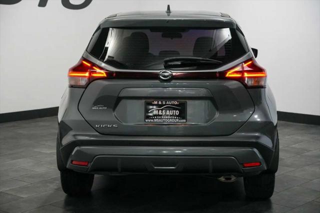 2021 Nissan Kicks S Xtronic CVT