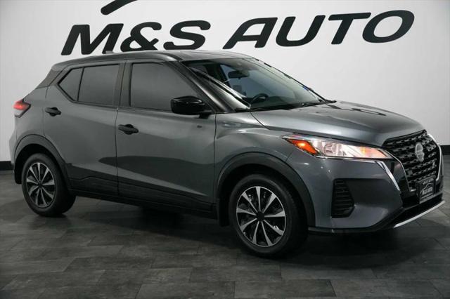 2021 Nissan Kicks S Xtronic CVT