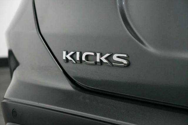 2021 Nissan Kicks S Xtronic CVT