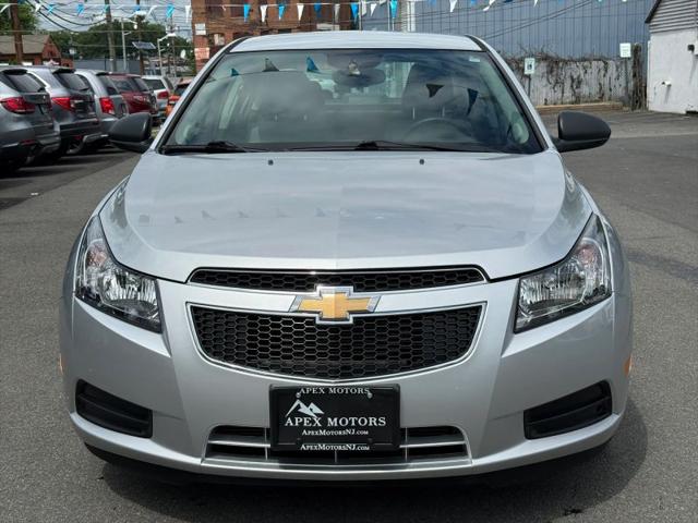 2013 Chevrolet Cruze LS Auto