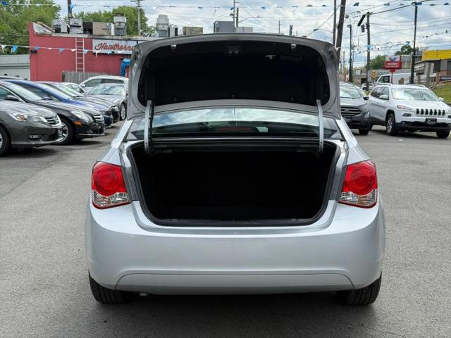 2013 Chevrolet Cruze LS Auto