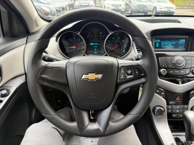 2013 Chevrolet Cruze LS Auto