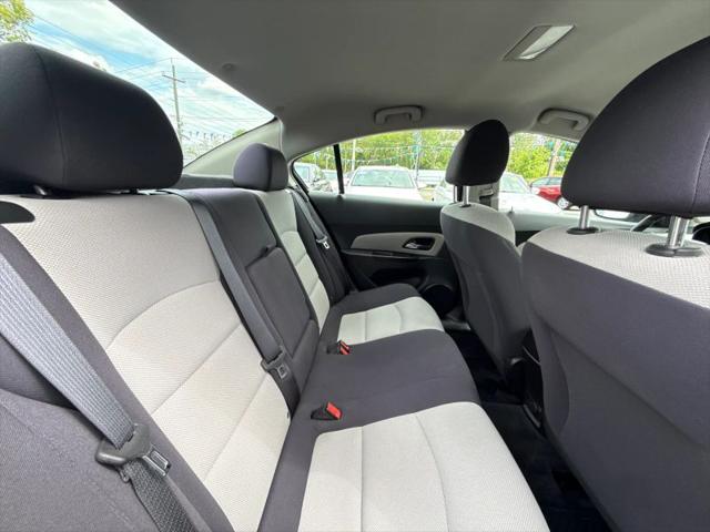2013 Chevrolet Cruze LS Auto