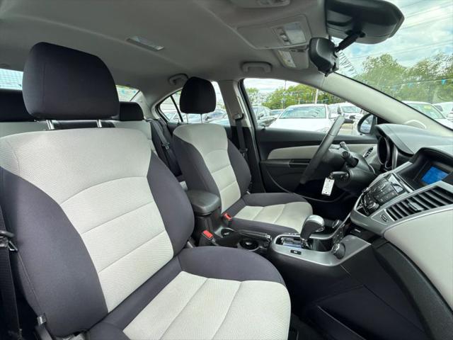 2013 Chevrolet Cruze LS Auto