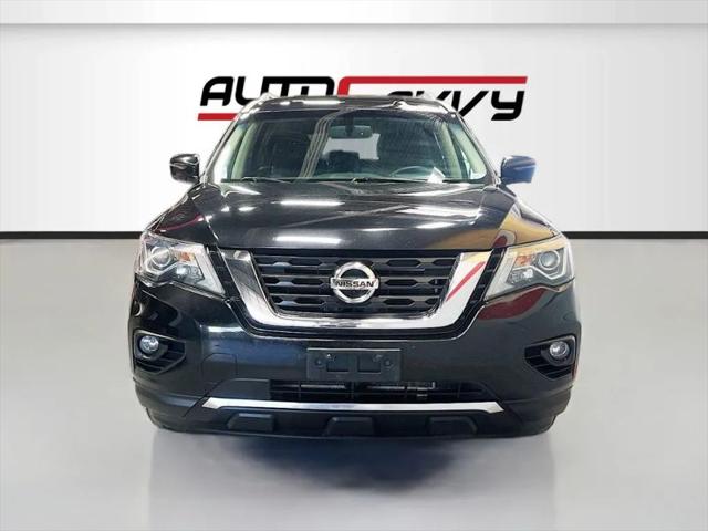 2018 Nissan Pathfinder SL