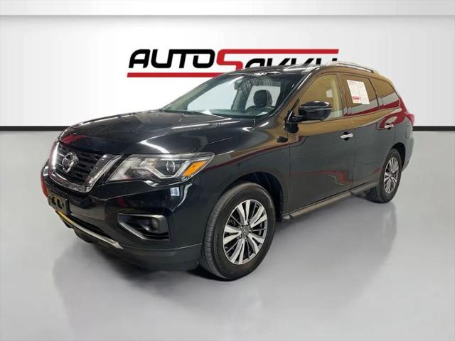 2018 Nissan Pathfinder SL