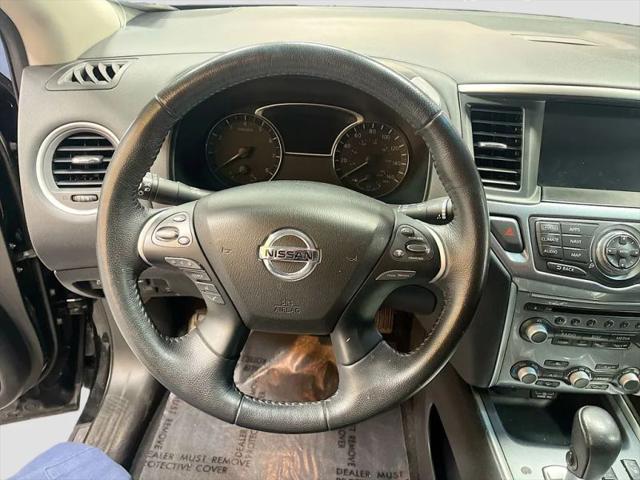 2018 Nissan Pathfinder SL