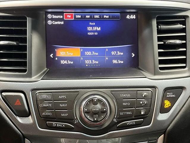 2018 Nissan Pathfinder SL