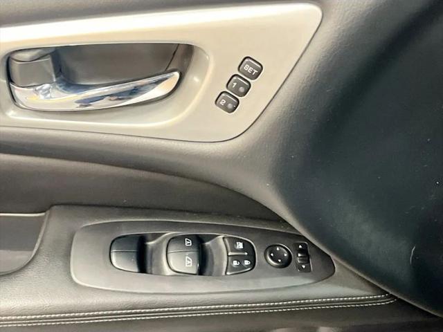 2018 Nissan Pathfinder SL