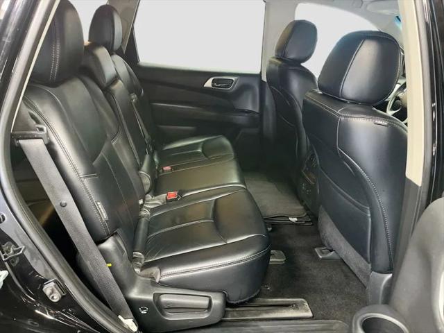 2018 Nissan Pathfinder SL