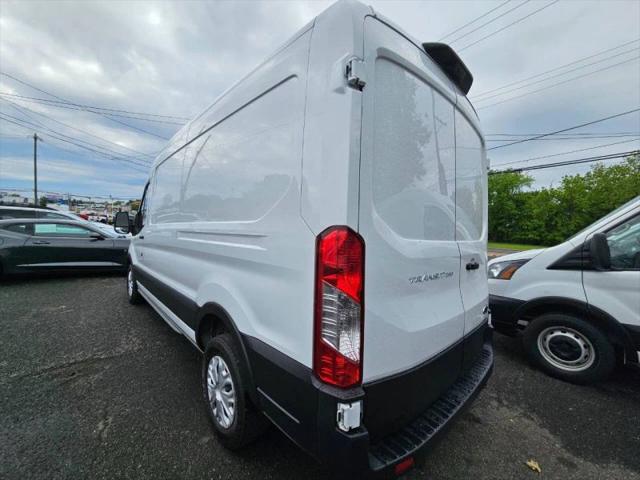 2023 Ford Transit Cargo Van Medium Roof w/LWB