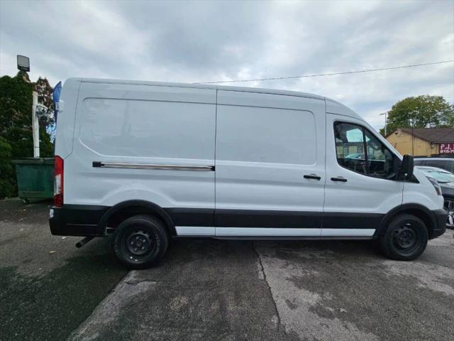 2023 Ford Transit Cargo Van Medium Roof w/LWB