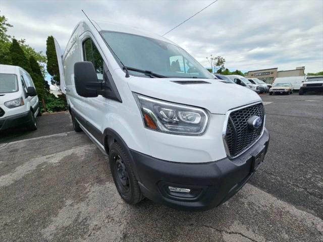 2023 Ford Transit Cargo Van Medium Roof w/LWB