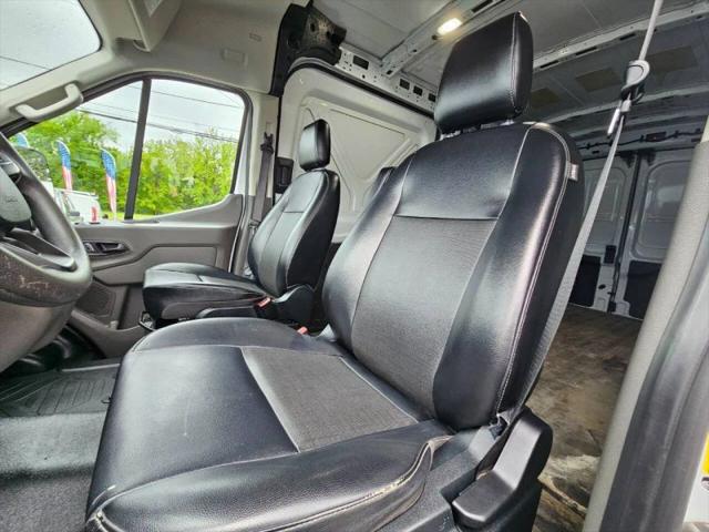 2023 Ford Transit Cargo Van Medium Roof w/LWB