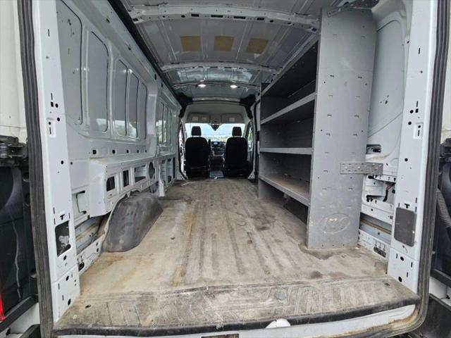 2023 Ford Transit Cargo Van Medium Roof w/LWB