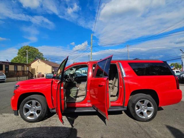 2020 Chevrolet Suburban 4WD LT