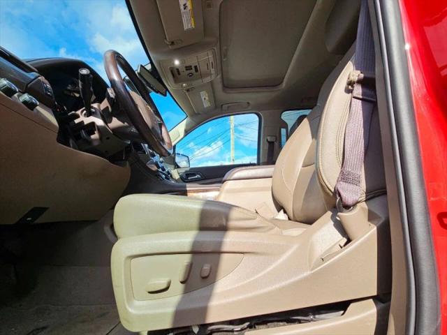2020 Chevrolet Suburban 4WD LT