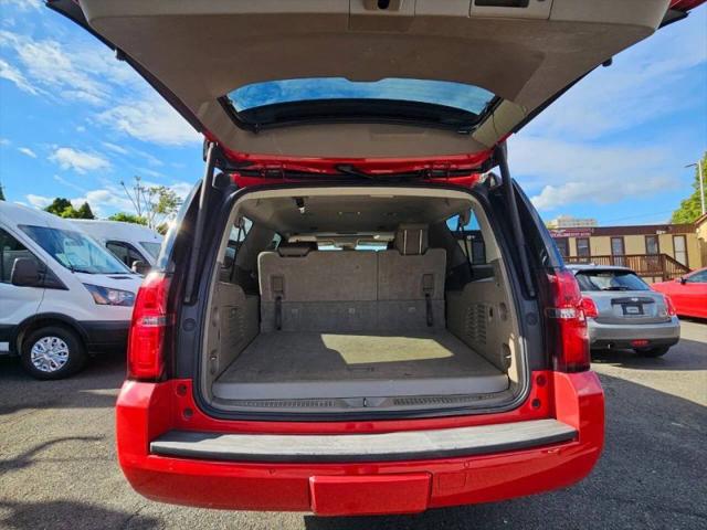 2020 Chevrolet Suburban 4WD LT