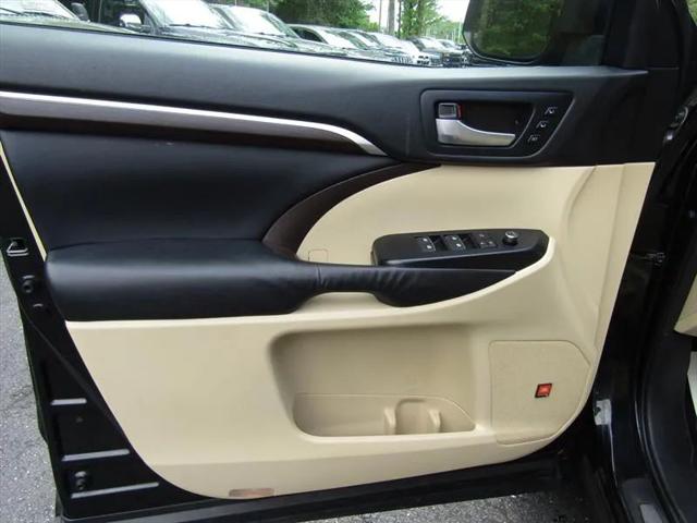 2015 Toyota Highlander Limited Platinum V6
