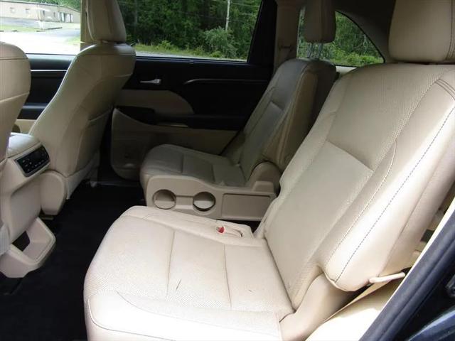 2015 Toyota Highlander Limited Platinum V6