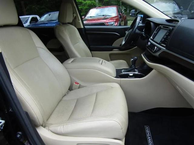2015 Toyota Highlander Limited Platinum V6