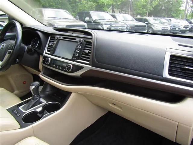 2015 Toyota Highlander Limited Platinum V6