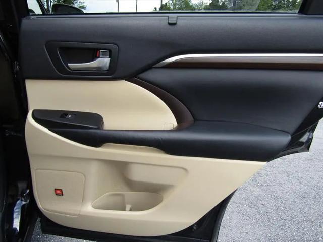 2015 Toyota Highlander Limited Platinum V6