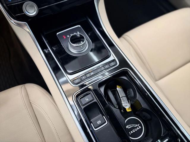 2016 Jaguar XF 35t Premium