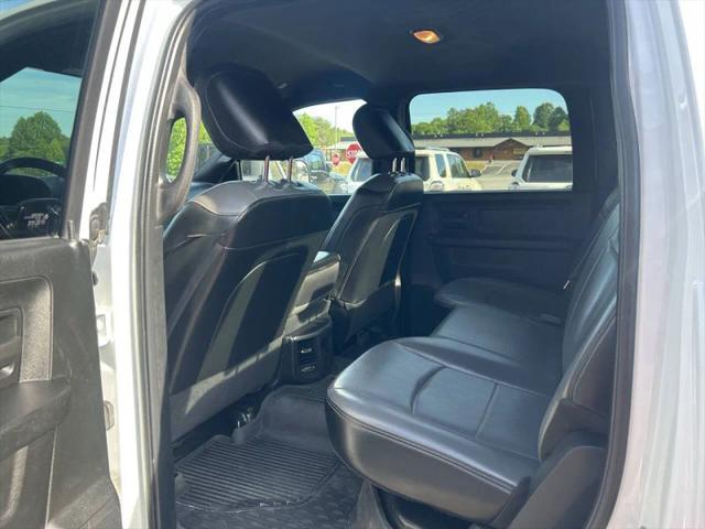 2022 Ram 3500 Tradesman Crew Cab 4x4 8' Box