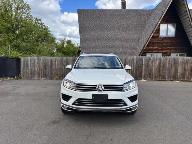 2016 Volkswagen Touareg VR6 Sport