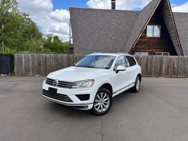 2016 Volkswagen Touareg VR6 Sport